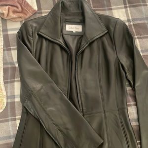 vintage women's Calvin Klein leather jacket XS